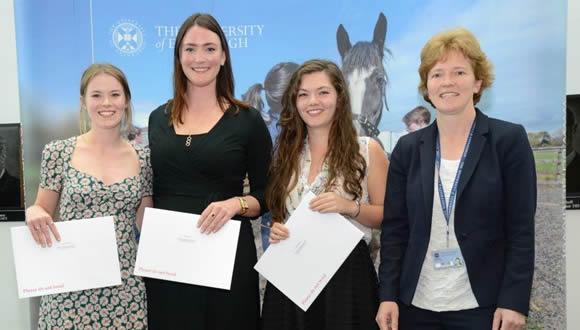 Students from The Royal (Dick) School of Veterinary Studies
