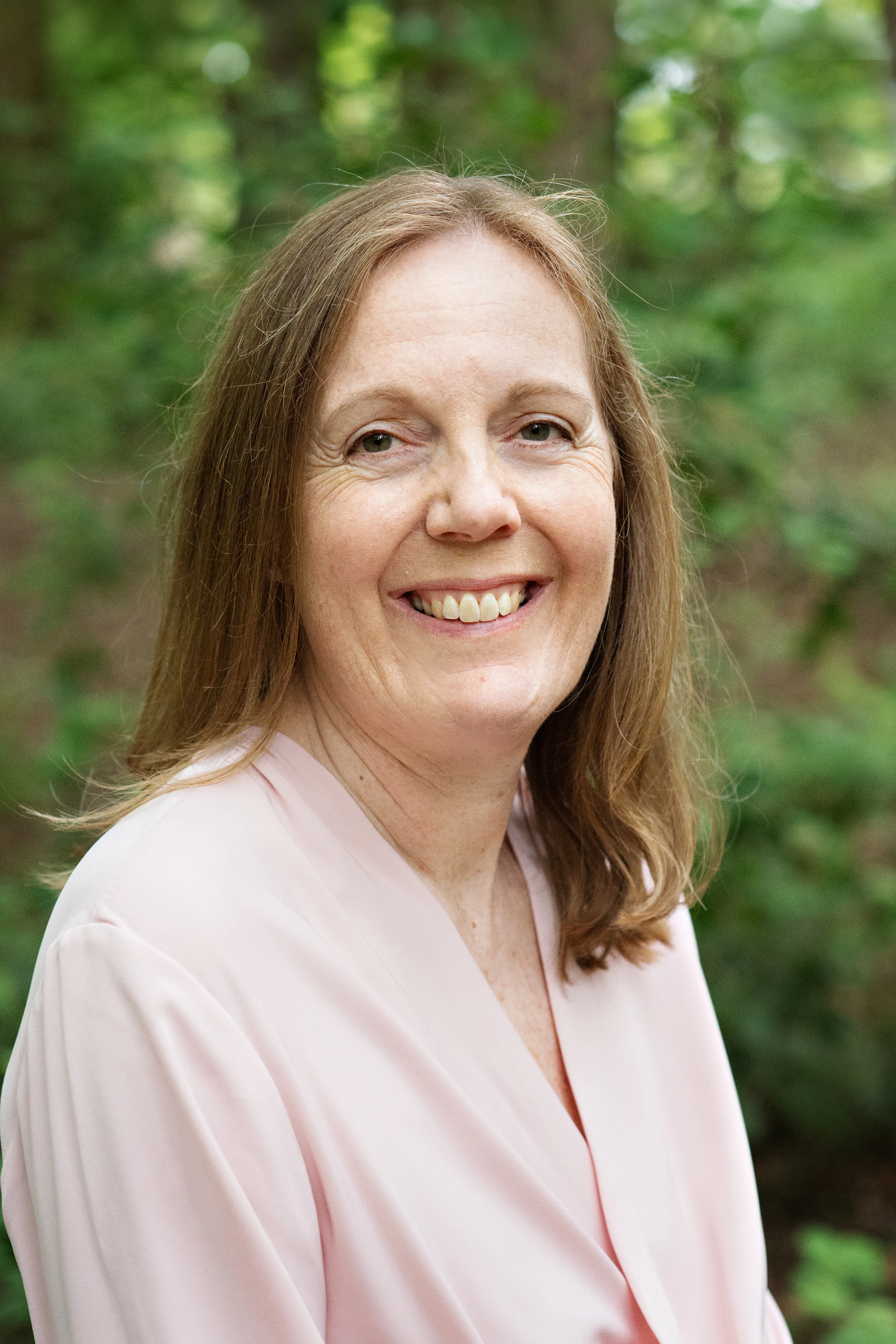 Julie Kelly