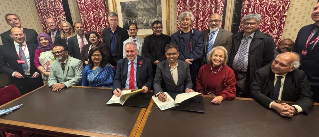 Signing ceromony at the House of Lords