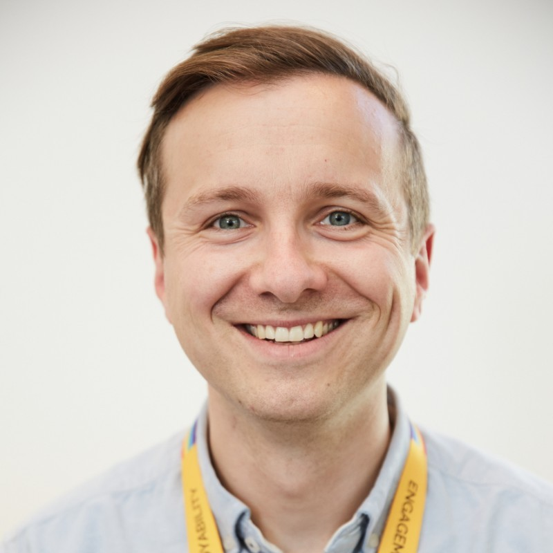 Tom Lowe