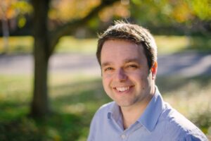Portrait photo of Dr Matt Finn